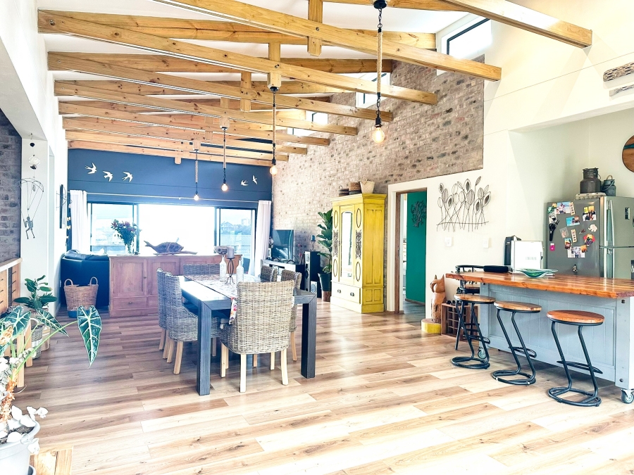 5 Bedroom Property for Sale in Cola Beach Western Cape